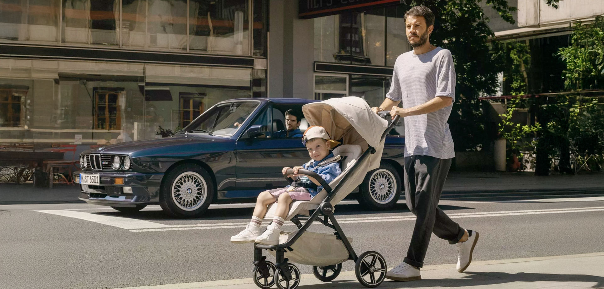 O Carrinho De Bebê da BMW