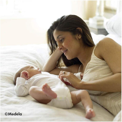 Absorventes Descartáveis Para Seios Ultra Respiráveis Medela 30 Unidades - Ajuste Perfeito