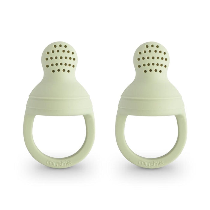 
    Alimentador Infantil de Silicone Mushie 2 Peças Sage - Mushie Babytunes
  