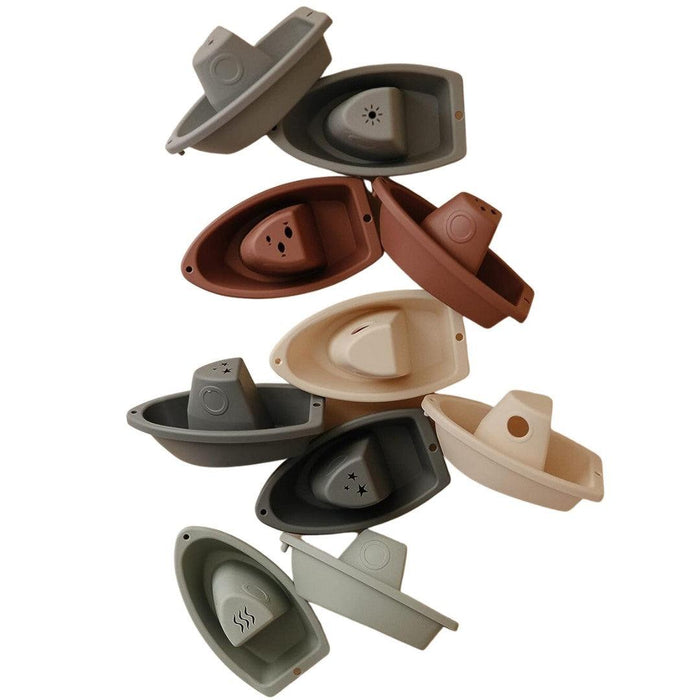 
    Brinquedos De Banho Barcos Mushie Original - Mushie Babytunes
  
