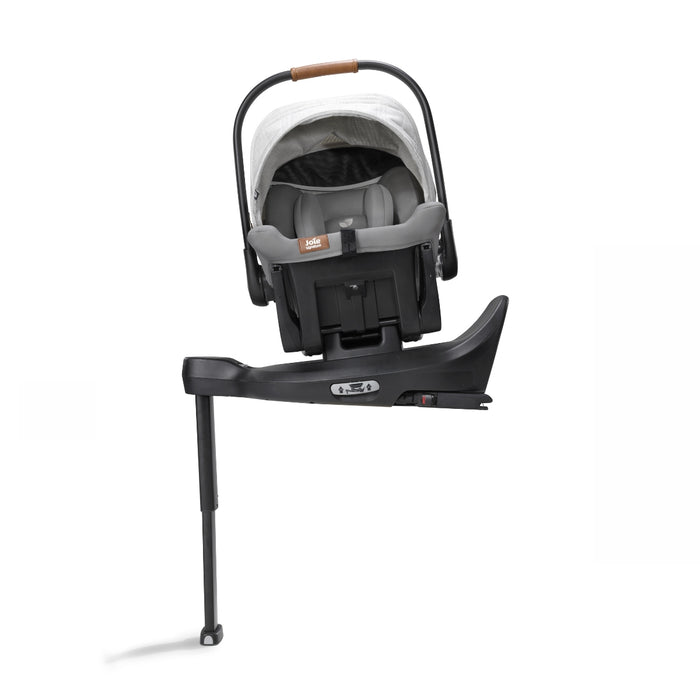 
    Bebê Conforto Joie Sprint com Isofix Cinza Oyster
  