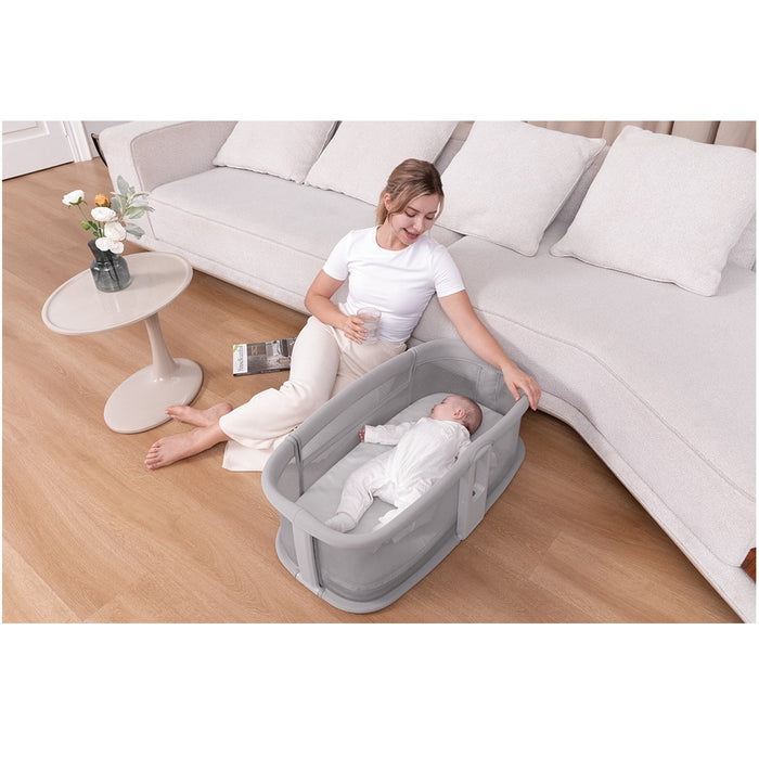 
    Berço Portátil Mastela 3 em 1 Com Balanço Automático Cinza Escuro - Mastela Babytunes
  