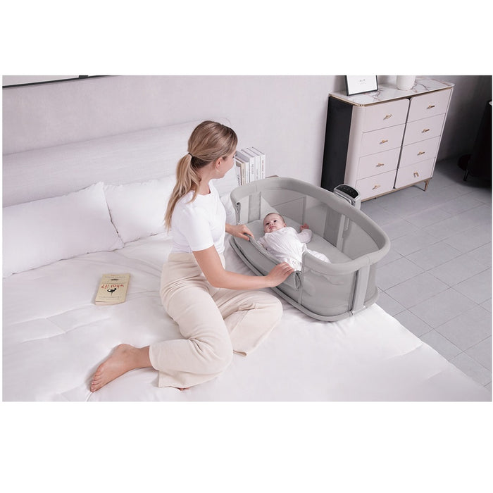 
    Berço Portátil Mastela 3 em 1 Com Balanço Automático Cinza Escuro - Mastela Babytunes
  