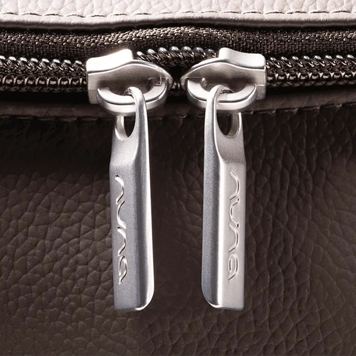 
    Bolsa Maternidade Nuna Essential Bag BMW Castanho Espresso - BR
  