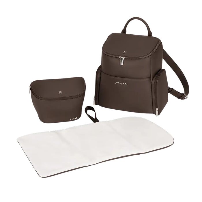 
    Bolsa Maternidade Nuna Essential Bag BMW Castanho Espresso - BR
  