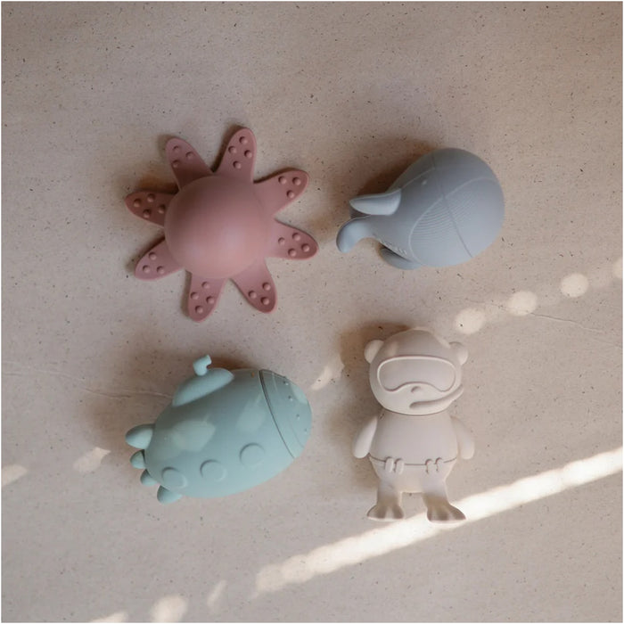 
    Brinquedo De Banho Sealife Mushie 4 Unidades - Mushie Babytunes
  