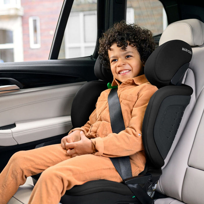 
    Cadeirinha De Bebê Para Carro Maxi-Cosi Tanza i-Size Full Black
  