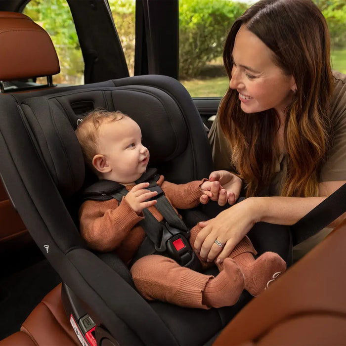 
    Cadeirinha De Bebê Para Carro Nuna Rava Next Caviar - BR
  