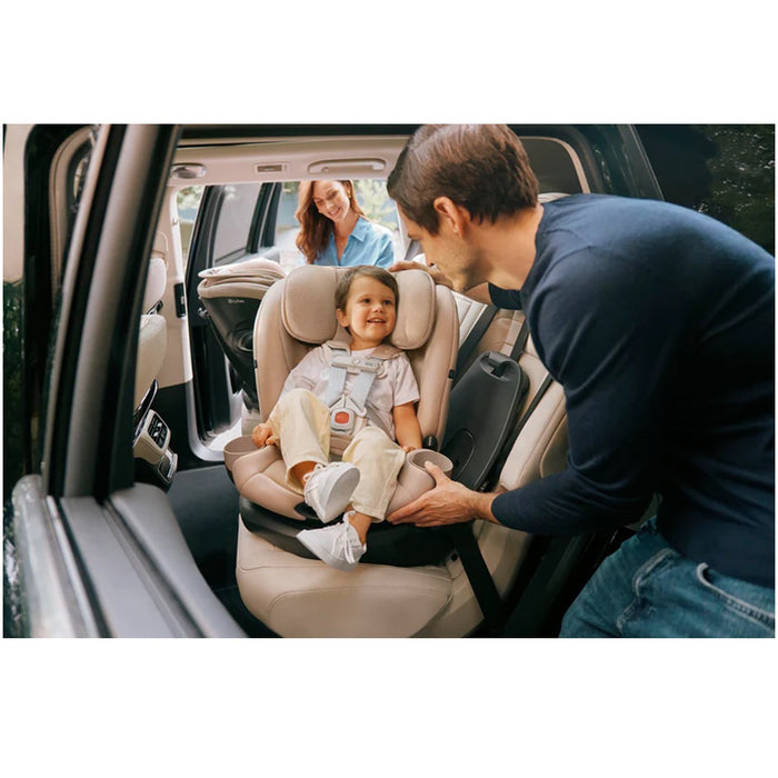 
    Cadeirinha de Bebê Para Carro Cybex Callisto G 360 Rotating All-in-On Almond Beige - Cybex Babytunes
  