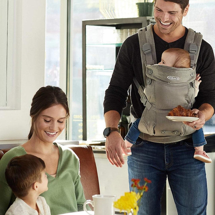 
    Canguru Graco 4 em 1 Cradle Me - Graco Babytunes
  