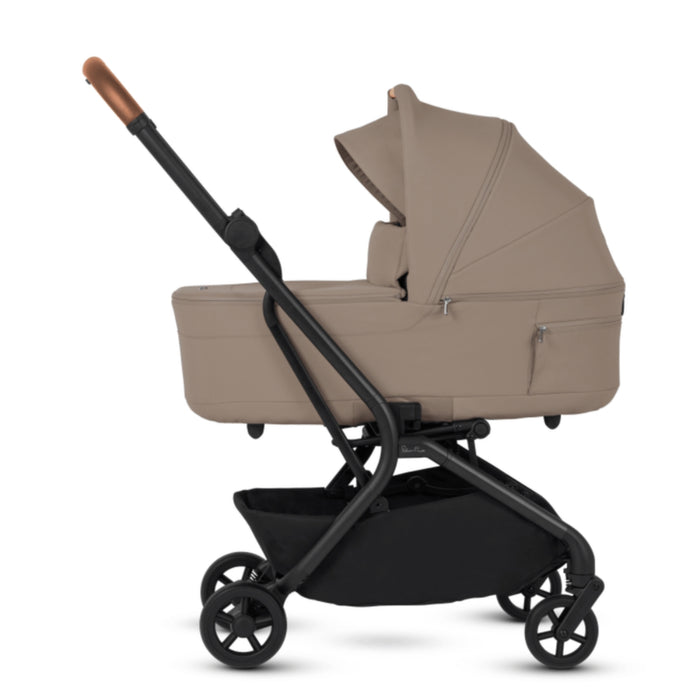 
    Carrinho De Bebê Compacto Silver Cross Nia Champagne - BR
  