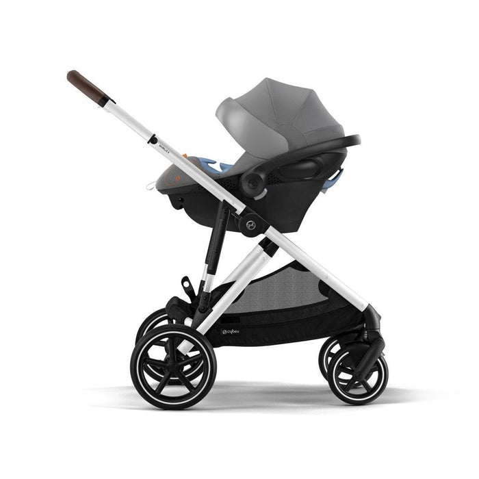 
    Carrinho De Bebê Cybex Gazelle S Lava Grey (Silver Frame) - Cybex Babytunes
  