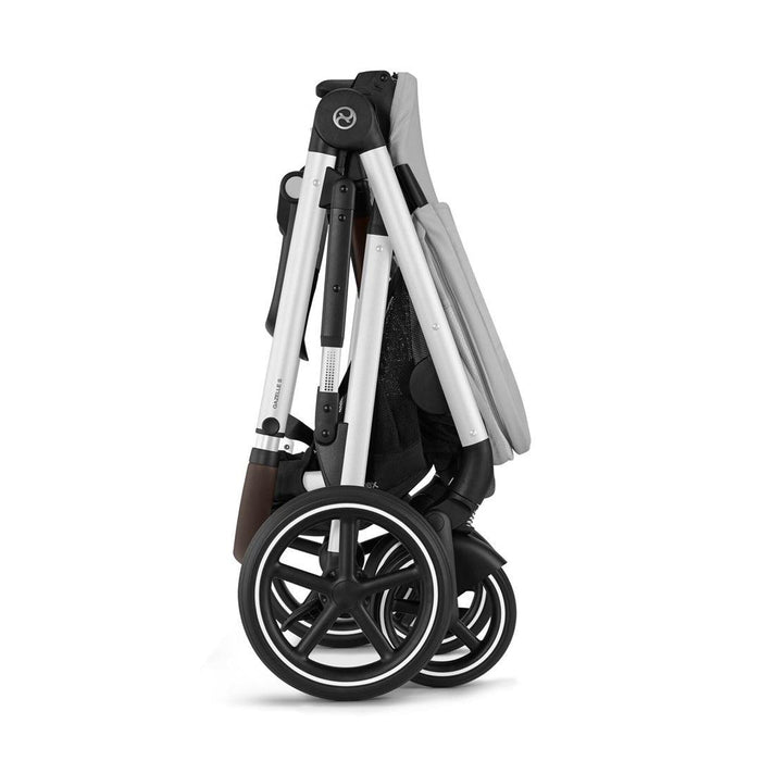 
    Carrinho De Bebê Cybex Gazelle S Lava Grey (Silver Frame) - Cybex Babytunes
  