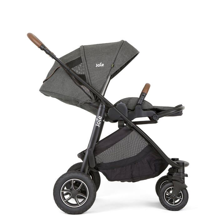 
    Carrinho De Bebê Joie Combo Versatrax Cycle Cinza Shell Gray
  