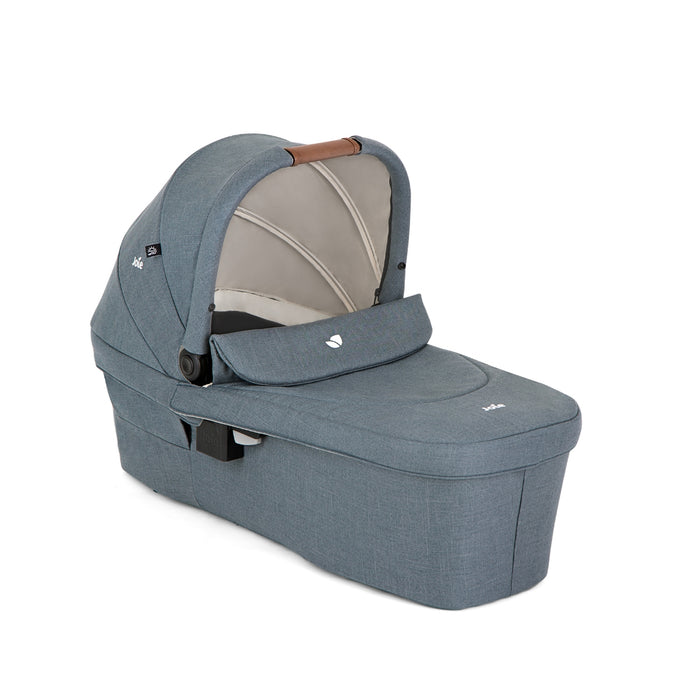 
    Carrinho De Bebê Joie Combo Versatrax E Azul Lagoon - Joie Babytunes
  