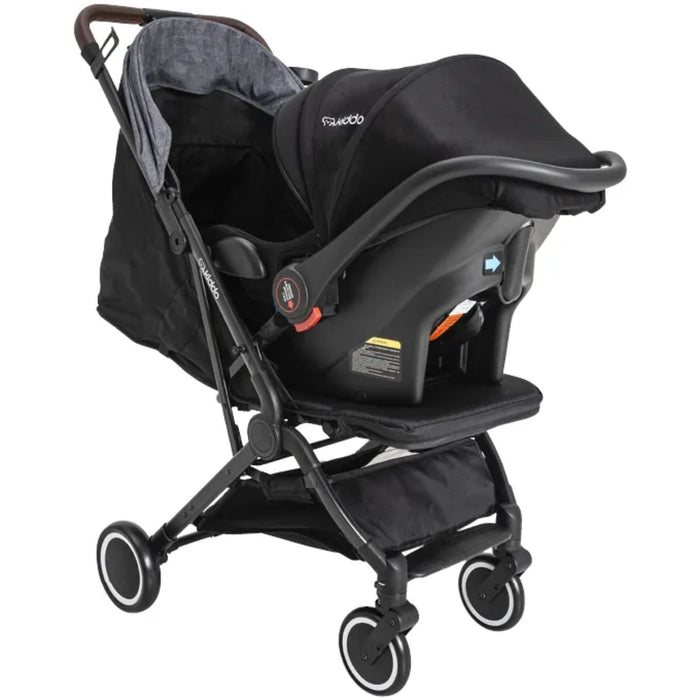 
    Carrinho De Bebê Kiddo Sprint II com Bebê Conforto Casulo Click Melange Grafite
  