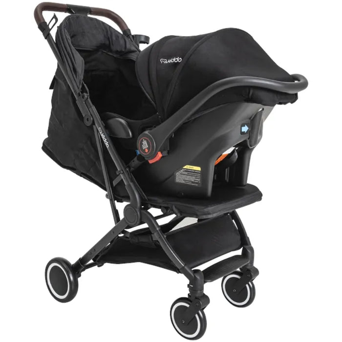 
    Carrinho De Bebê Kiddo Sprint II com Bebê Conforto Casulo Click Preto
  