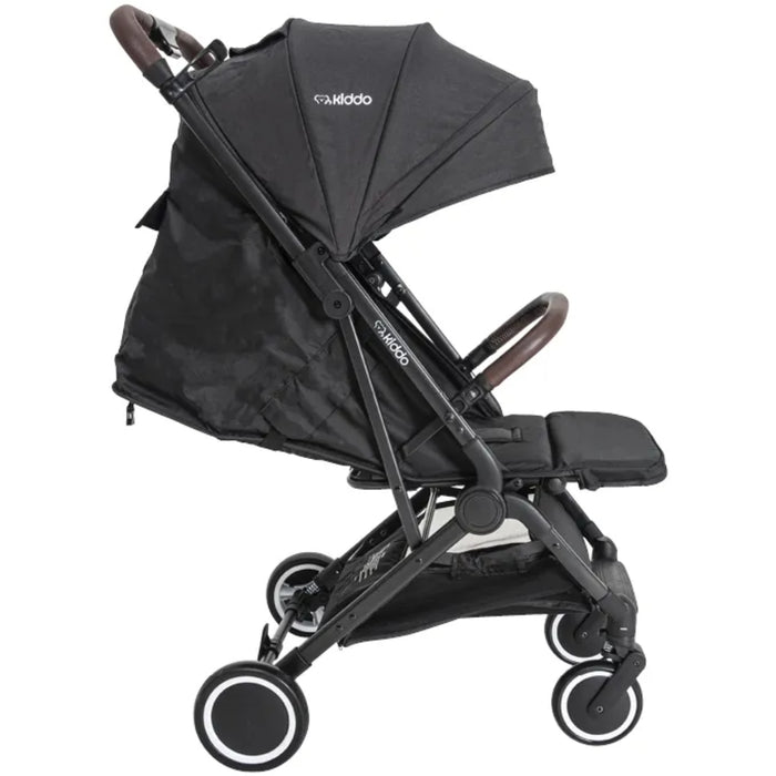 
    Carrinho De Bebê Kiddo Sprint II com Bebê Conforto Casulo Click Preto
  