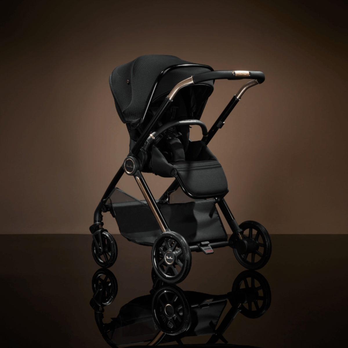 Carrinho De Bebê + Moisés Silver Cross Reef 2 Espresso Europeu - BR