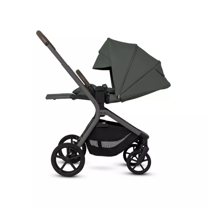 
    Carrinho De Bebê Silver Cross Breez Pewter
  