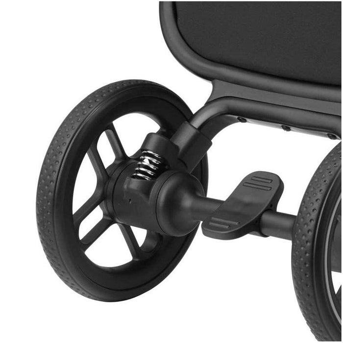 
    Carrinho de Bebê Maxi-Cosi Leona² TS Trio Essential Black - Maxi-Cosi Babytunes
  