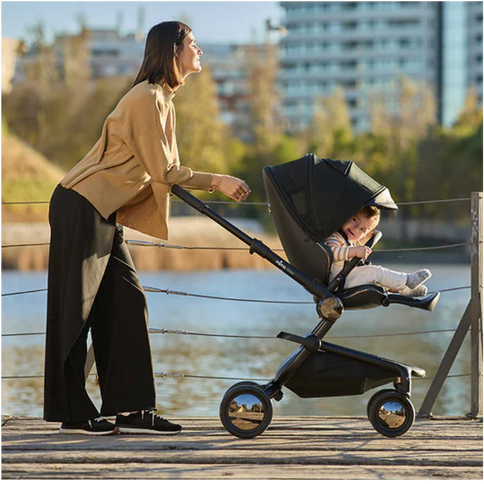 
    Carrinho de Bebê Mima Creo Black - Mima Babytunes
  