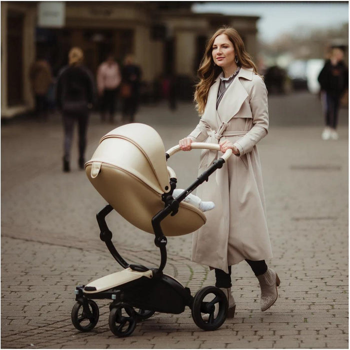 
    Carrinho de Bebê Mima Xari Champagne Com Estrutura & Assento Preto - Mima Babytunes
  