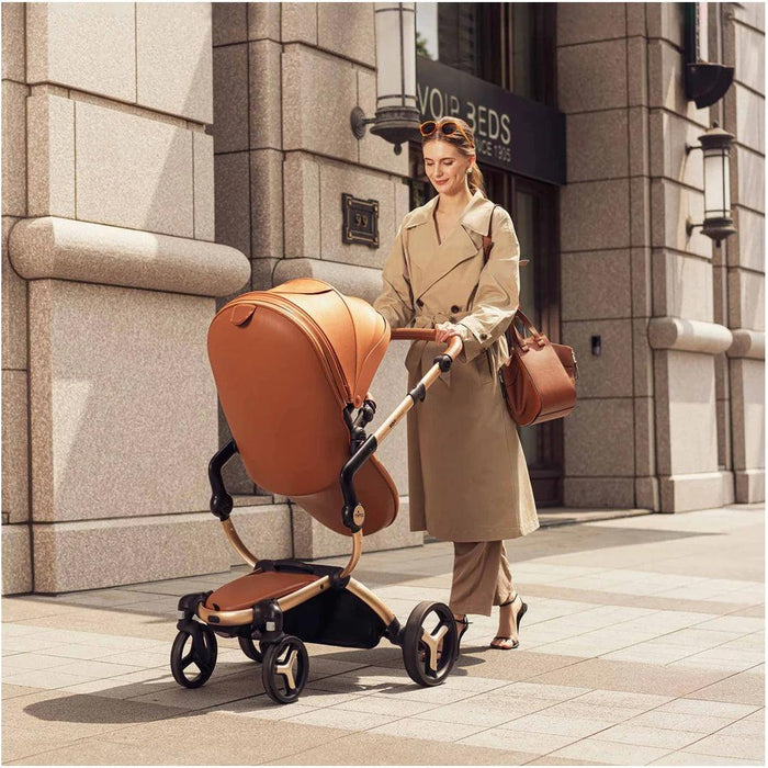 
    Carrinho de Bebê Mima Xari Max Caramelo Com Estrutura Champanhe e Assento Preto - Mima Babytunes
  