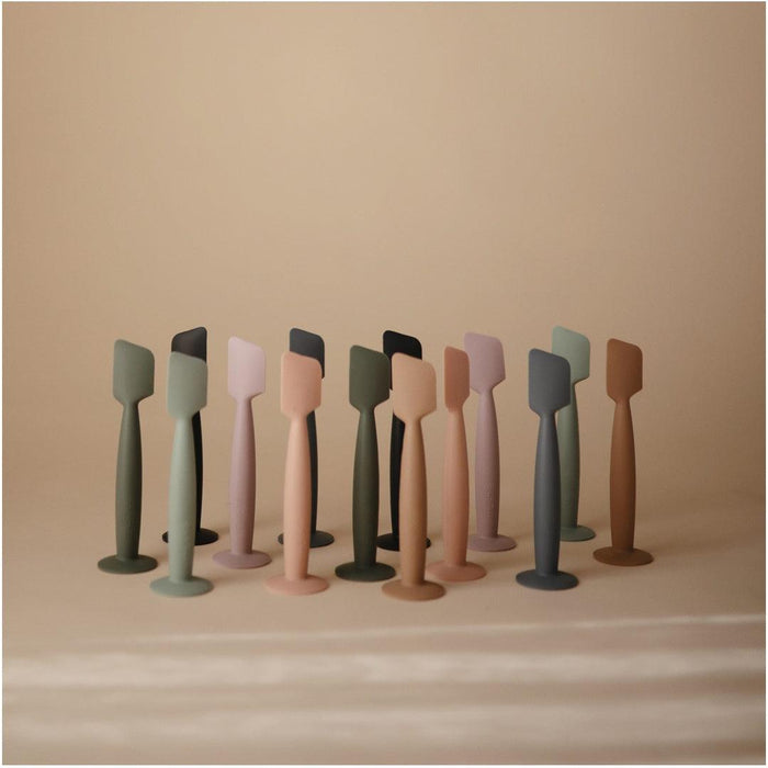 
    Espátula Para Aplicar Creme em Fralda Mushie Blush - Mushie Babytunes
  