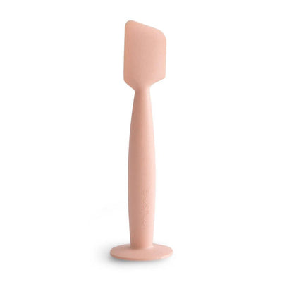 Espátula Para Aplicar Creme em Fralda Mushie Blush - Silicone macio e seguro