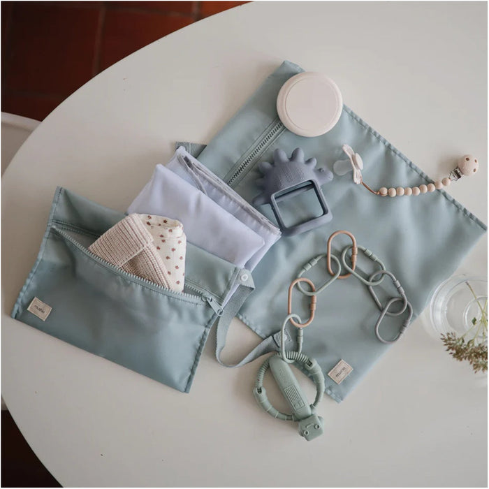 
    Kit Bolsa Impermeável Para Roupas Mushie Fog - Mushie Babytunes
  