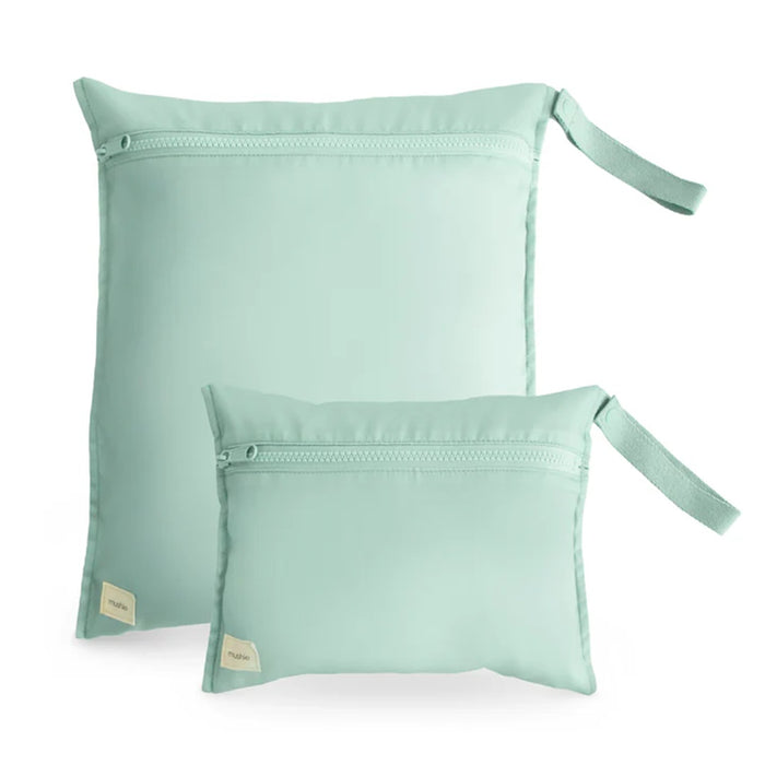 
    Kit Bolsa Impermeável Para Roupas Mushie Roman Green - Mushie Babytunes
  