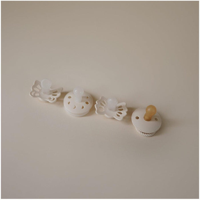
    Kit De Chupetas Frigg Moonlight Sailing Mushie 4 Peças 0-6M Cream - Mushie Babytunes
  