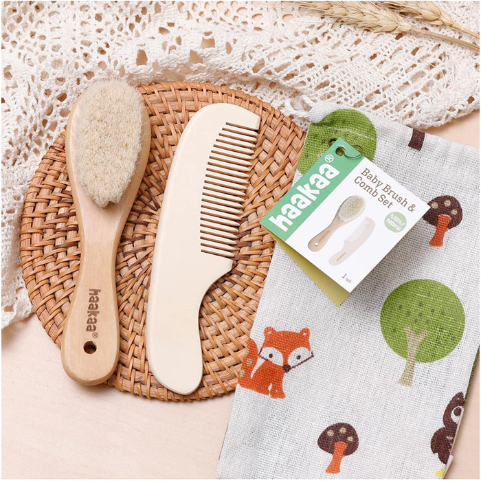 
    Kit Escova e Pente Infantil de Madeira e Lã Haakaa - Haakaa Babytunes
  