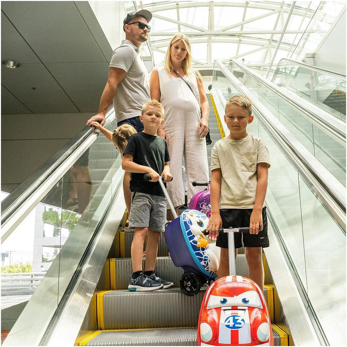 
    Mala de Rodinhas Patinete Infantil Kiddietotes Carro de Corrida - KIDDIETOTES Babytunes
  