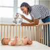 Móbile Infantil Tiny Love Take a Long Black & White Decor - Tiny Love Babytunes