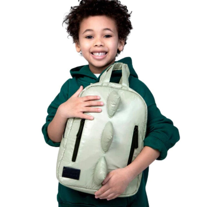 
    Mochila Infantil Mini Impermeável 7AM Dinossauro Matcha - 7AM Babytunes
  