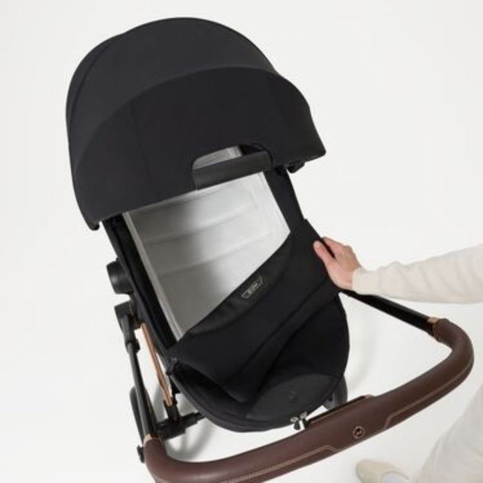
    Moisés Infantil Cybex Priam Fold Lux Comfort Collection - Cozy Beige
  