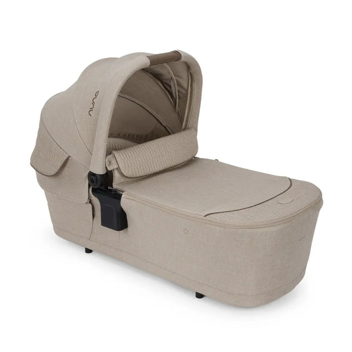 
    Moisés Infantil Nuna LYTL Cosmopolitan
  