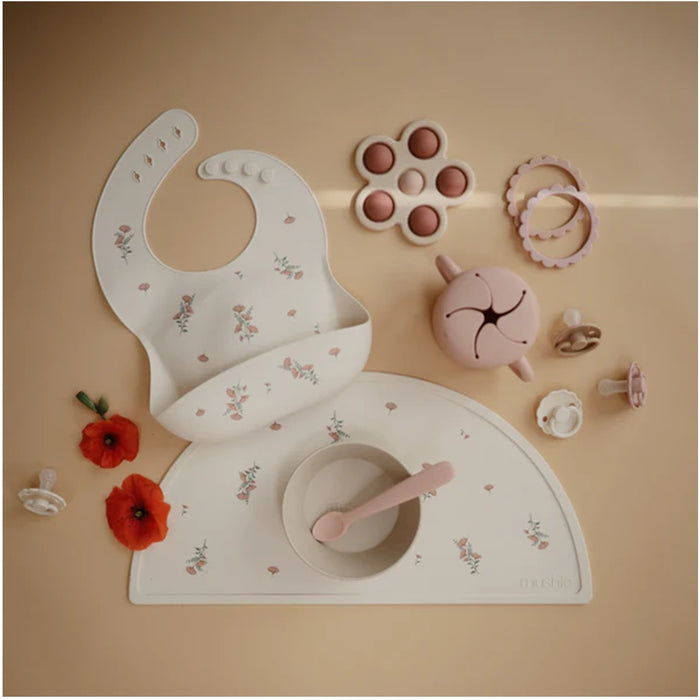 
    Porta Snack Infantil Mushie Pink Flowers - Mushie Babytunes
  