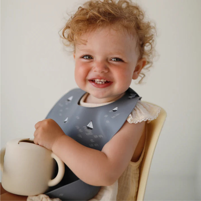 
    Porta Snack Infantil Mushie Shifting Sand
  
