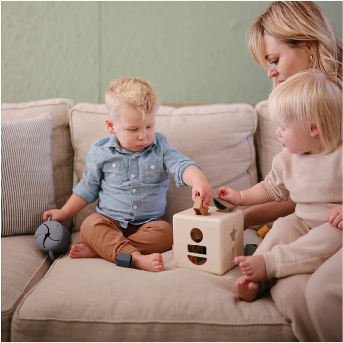 
    Porta Snack Infantil Mushie Powder Blue - Mushie Babytunes
  