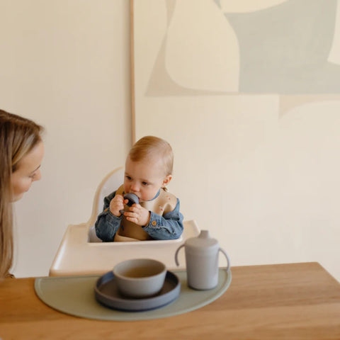 Prato De Sucção Infantil Clássico Mushie Tradewinds
