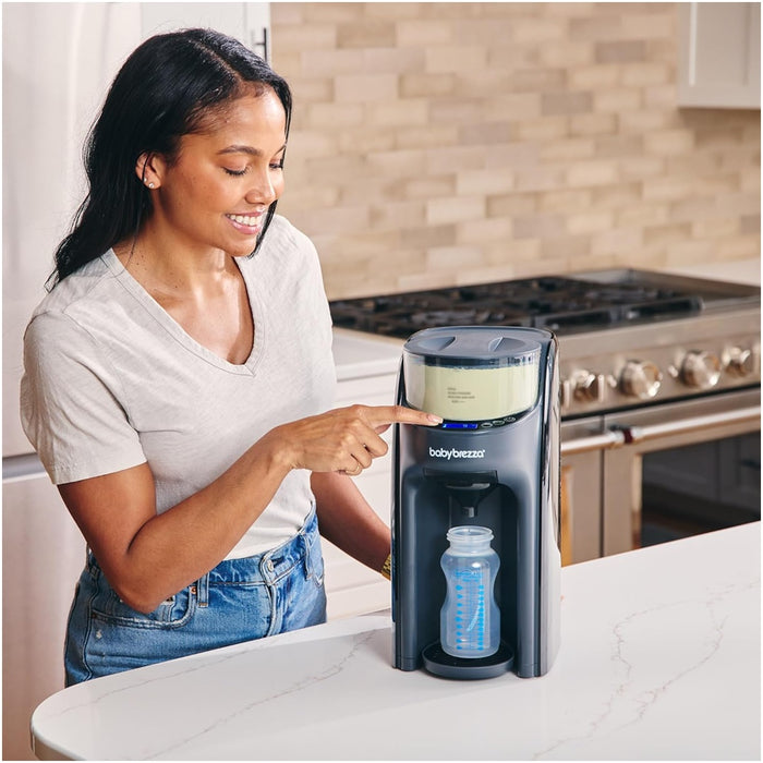 
    Preparador de Fórmulas Elétrico Baby Brezza Formula Pro Advanced 110V Black - Baby Brezza Babytunes
  
