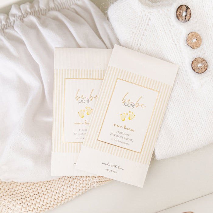 
    Sachê Perfumado Bebê Petit Newborn - Bebê Petit Babytunes
  