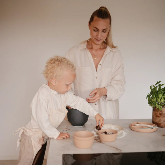 
    Tigela de Sucção Infantil Mushie Woodchuck - Mushie Babytunes
  