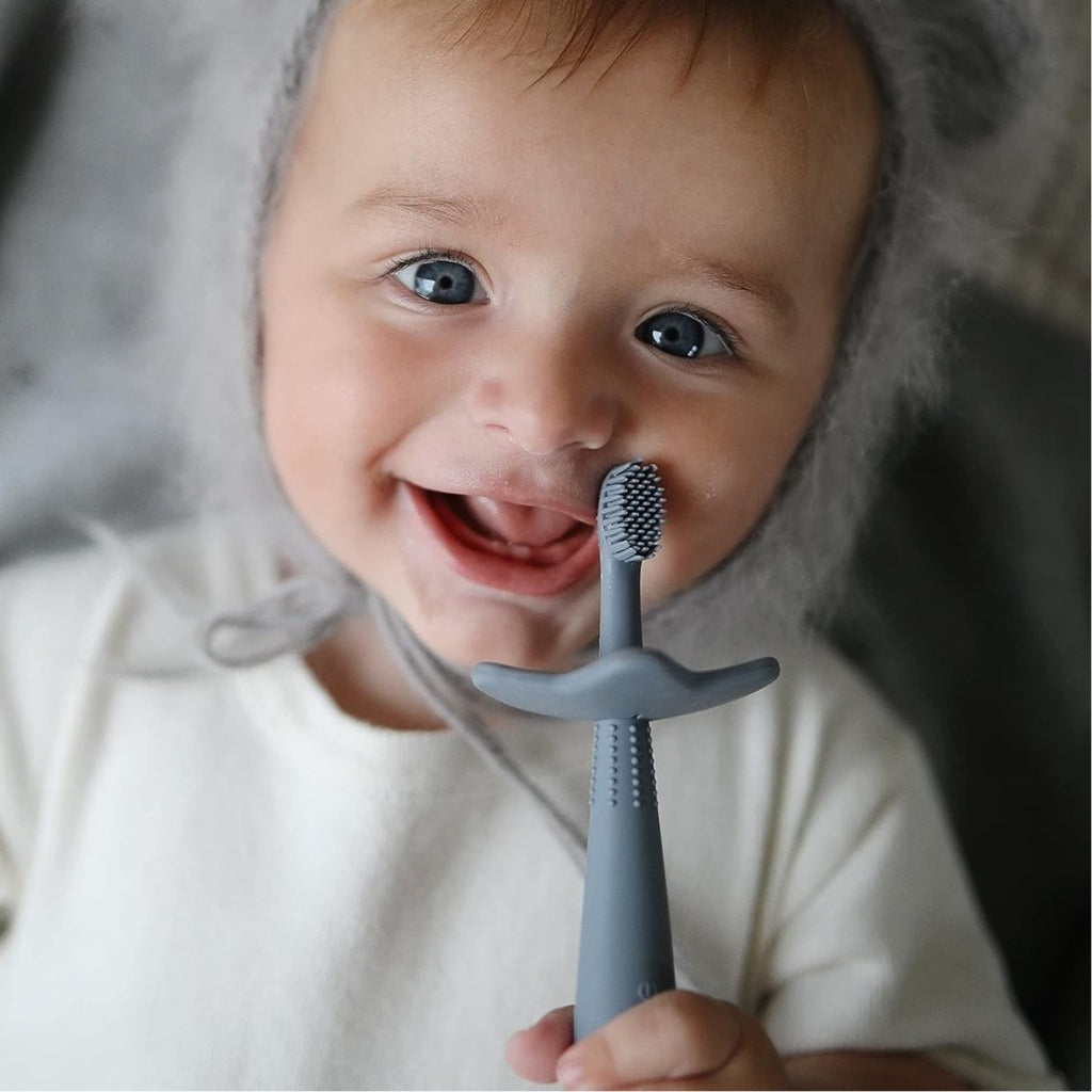 Escova De Dentes Infantil Com Ventosa Mushie Soft Lilac