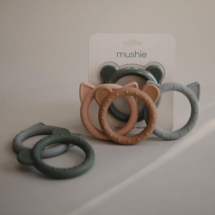 
    Mordedor de Ursinho Mushie Dried Thyme - Mushie Babytunes
  