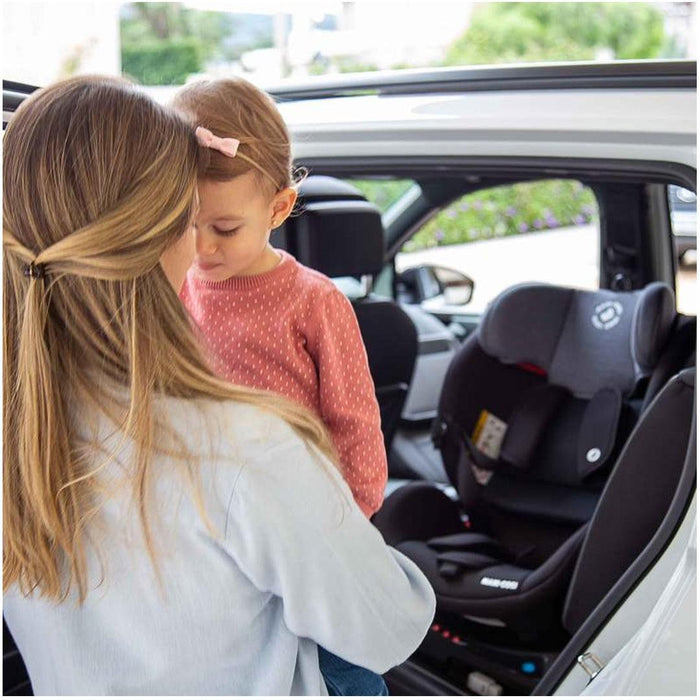 
    Cadeirinha De Bebê Para Carro Maxi-Cosi Spinel 360° Authentic Black - Maxi-Cosi Babytunes
  