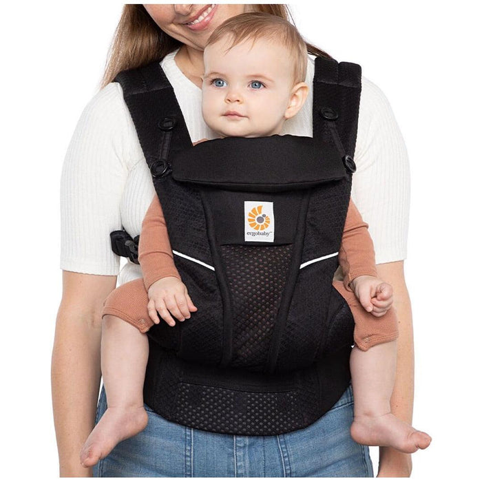 
    Canguru Infantil Ergobaby 4 Posições Omni Breeze - Ônix Preto - Ergobaby Babytunes
  